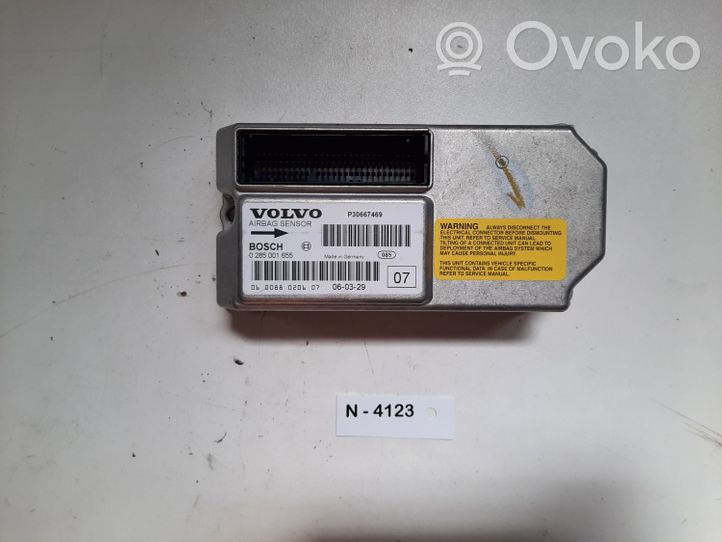 Volvo V70 Turvatyynyn ohjainlaite/moduuli 0285001655