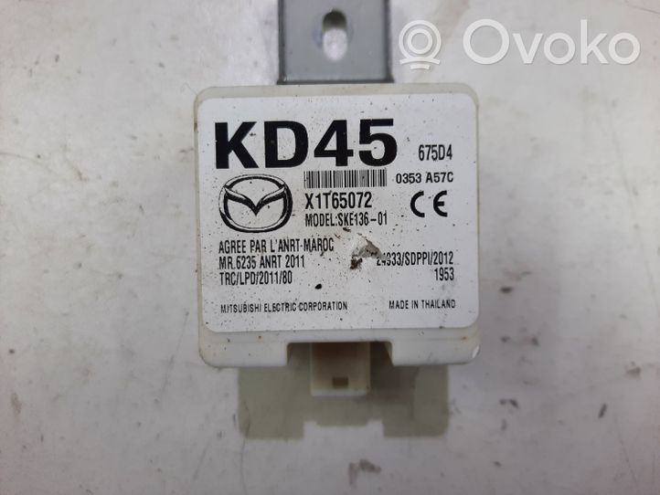 Mazda CX-5 Module unité de contrôle d'antenne KD45675D4