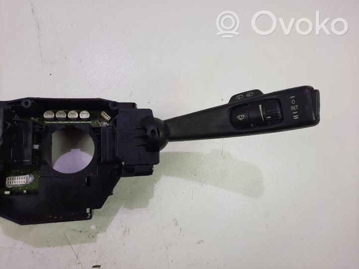 Volvo C30 Manetka / Przełącznik kierunkowskazów wycieraczek 30798630