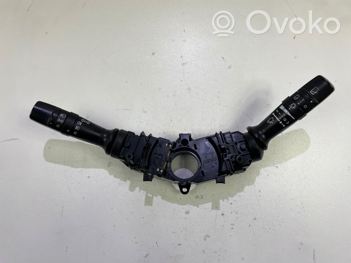 Hyundai ix35 Leva/interruttore dell’indicatore di direzione e tergicristallo 3753MA2210