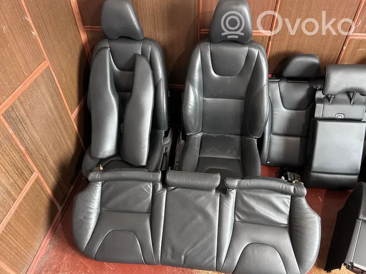 Volvo V60 Set interni 