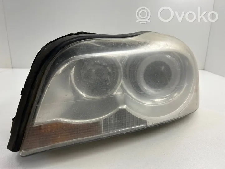 Volvo XC90 Lampa przednia 31111845