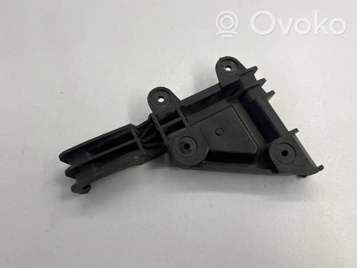 Audi 80 90 S2 B4 Support de montage de pare-chocs avant 8a0807284