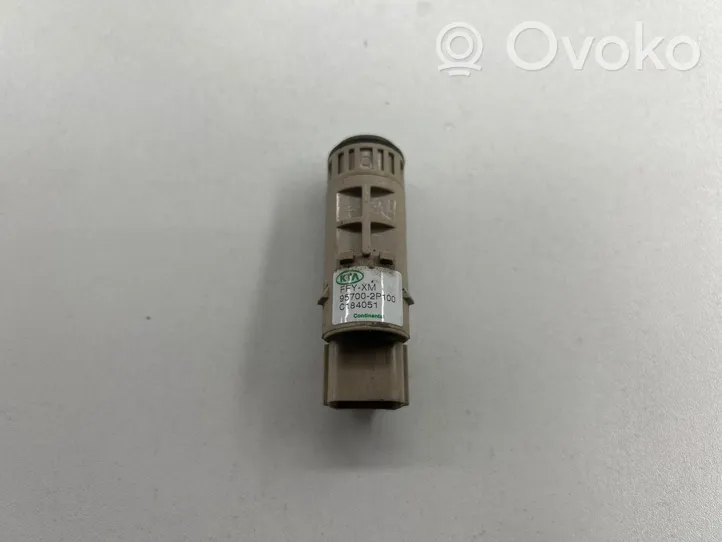 KIA Sorento Parkošanās (PDC) sensors (-i) 957002F100