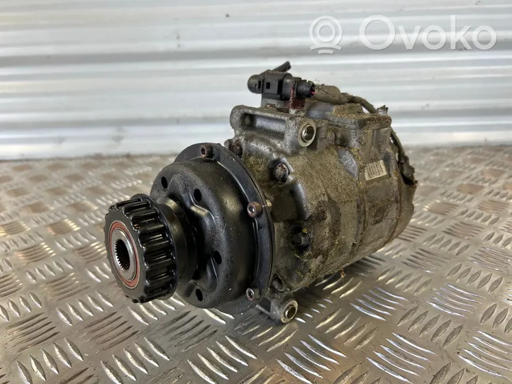 Volkswagen Transporter - Caravelle T5 Air conditioning (A/C) compressor (pump) 7h0820805o