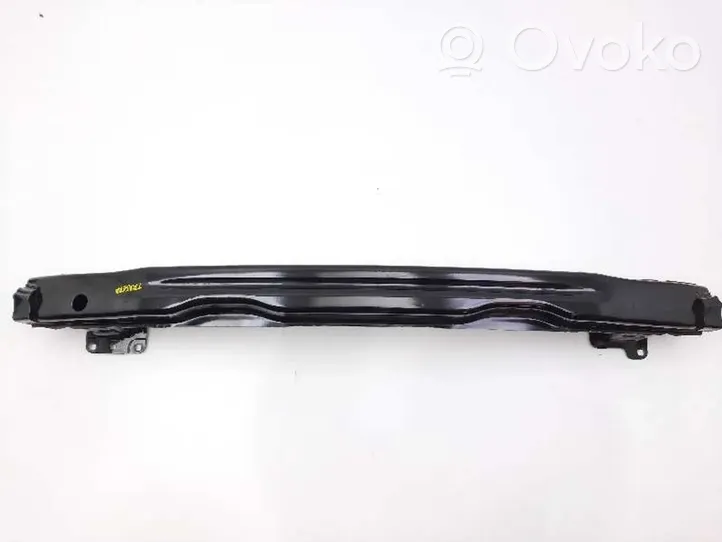 Audi Q3 8U Etupuskurin kannake 8U08C7005