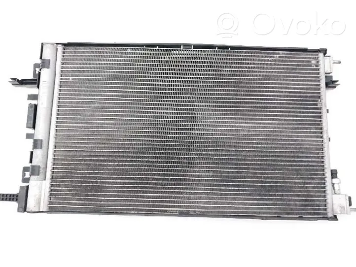 Opel Insignia A Radiateur condenseur de climatisation 13330217