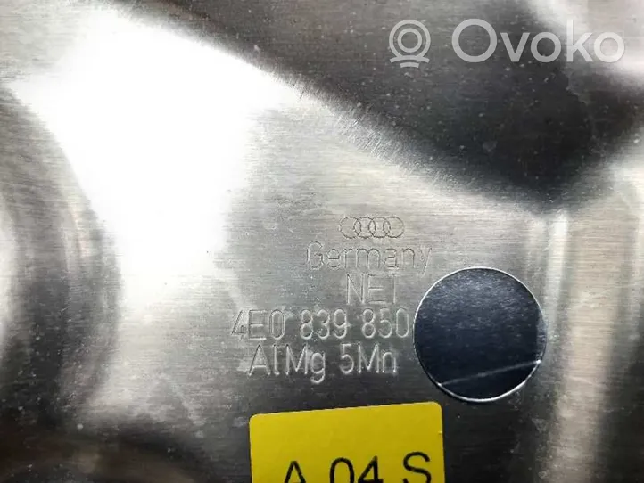 Audi A8 S8 D3 4E Takaoven ikkunan nostin moottorilla 4E0839850