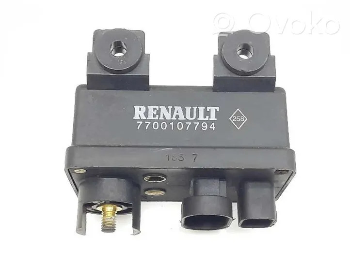 Renault Megane I Relè preriscaldamento candelette 7700107794
