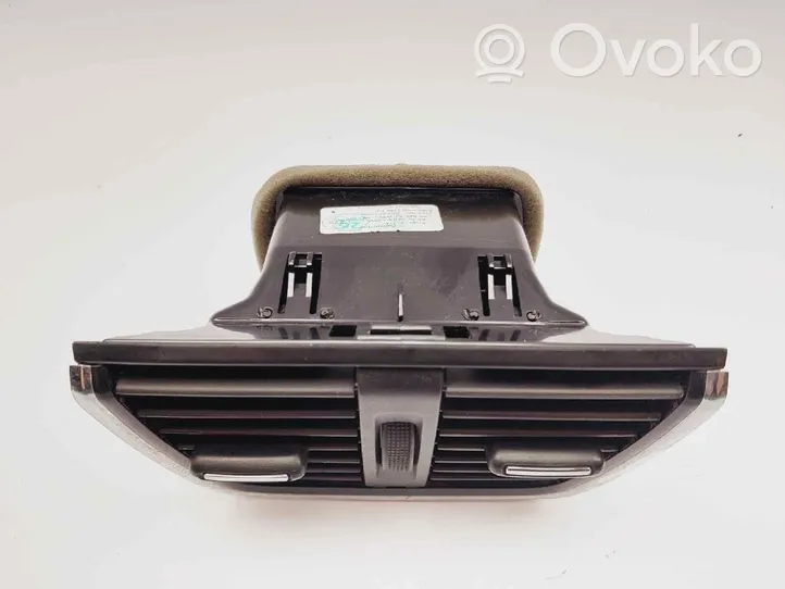 Skoda Octavia Mk3 (5E) Dysze / Kratki środkowego nawiewu deski rozdzielczej 5E0819203A