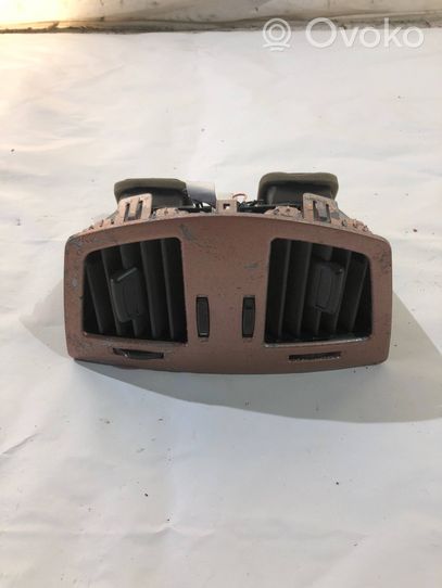 BMW 7 E65 E66 Centrālais gaisa ventilācijas režģis 8385257