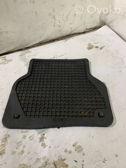 BMW 5 E39 Tapis de sol arrière 9405717