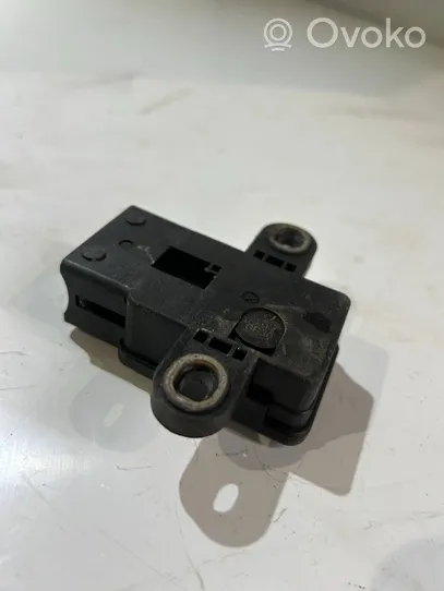 BMW 5 E39 ESP acceleration yaw rate sensor 6753694