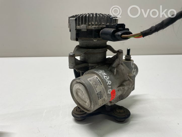 Volkswagen PASSAT B8 Master brake cylinder 0132018031