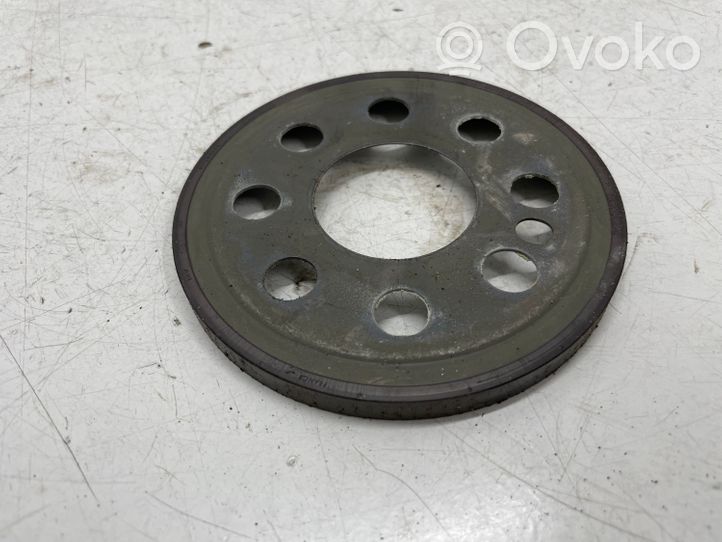 BMW 3 F30 F35 F31 Kita variklio skyriaus detalė 8605104