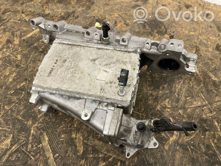 Audi A5 Chłodnica powietrza doładowującego / Intercooler 04L129766AS