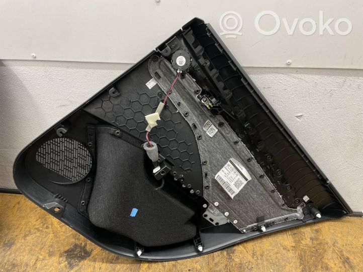 Skoda Octavia Mk4 Boczki / Poszycie drzwi tylnych 5E7867023A