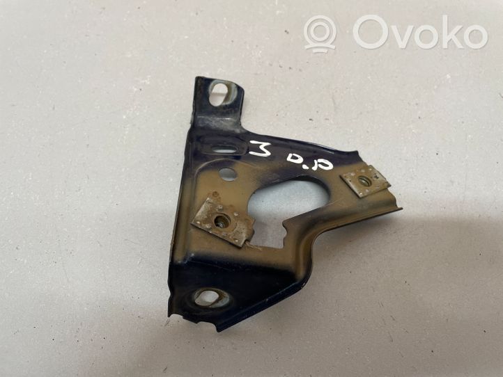 Opel Astra J Fender mounting bracket 13276369