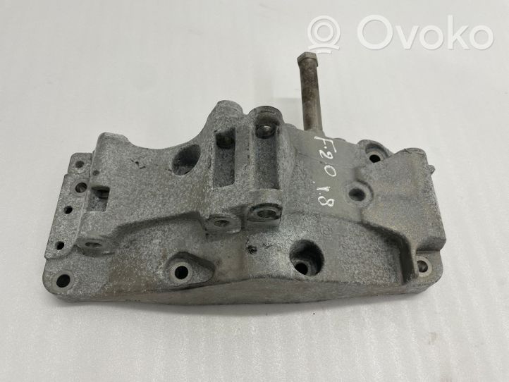 BMW 1 F20 F21 Supporto del generatore/alternatore 7619250