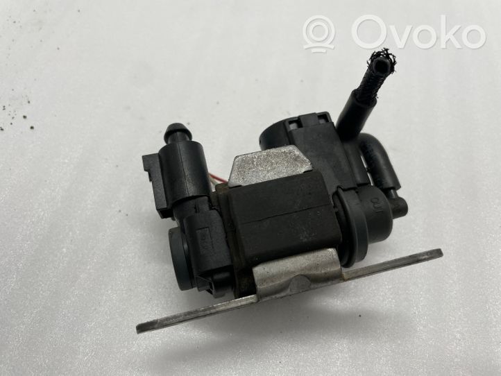 Audi A6 S6 C7 4G Electrovanne Soupape de Sûreté / Dépression 059145245B