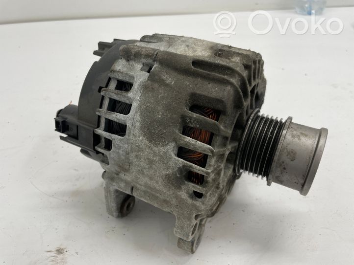 Volkswagen Golf Sportsvan Generatore/alternatore 04C903023M