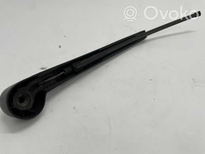 Skoda Fabia Mk3 (NJ) Rear wiper blade arm 