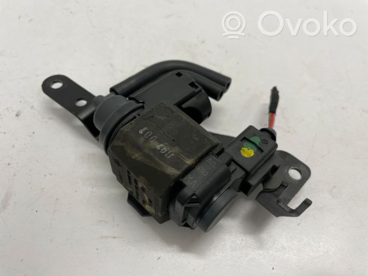 Audi A4 S4 B9 Valvola di depressione 04L131529C