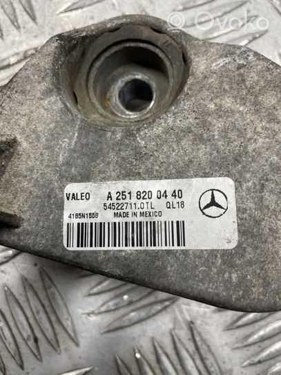 Mercedes-Benz R W251 Etupyyhkimen vivusto ja moottori A2518200440