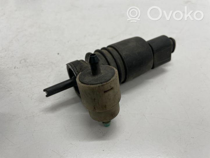 Skoda Octavia Mk3 (5E) Pompa spryskiwacza szyby przedniej / czołowej 1T0955651A