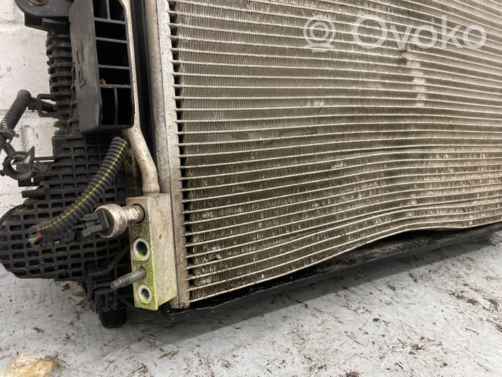 Opel Insignia B Set del radiatore 84207974