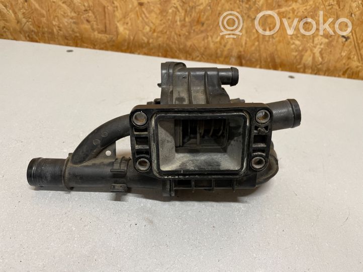 Ford Fiesta Boîtier de thermostat / thermostat 9670253780