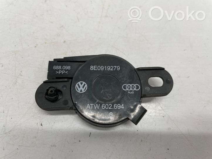 Audi A4 S4 B8 8K Pysäköintitutkan anturin kaiutin PDC 8E0919279