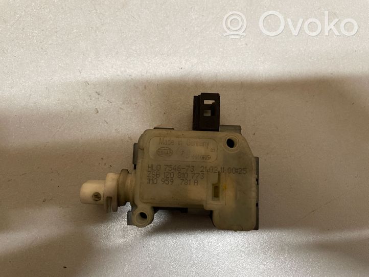 Skoda Octavia Mk2 (1Z) Motorino del tappo del serbatoio del carburante 1M0959781A