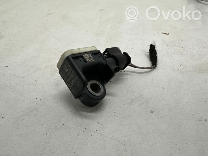 Mercedes-Benz ML W166 Sensore d’urto/d'impatto apertura airbag A1668210151