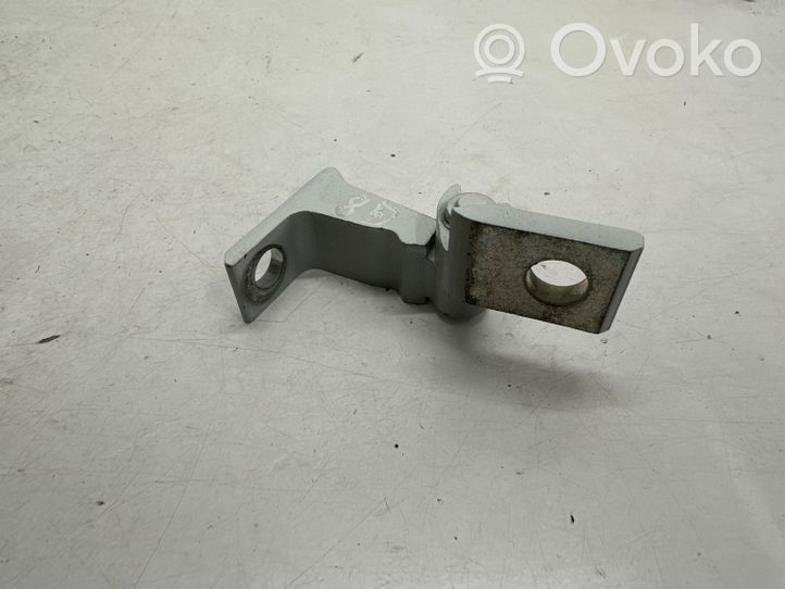 Volkswagen Golf VIII Cerniera superiore della portiera anteriore 5H0831401A