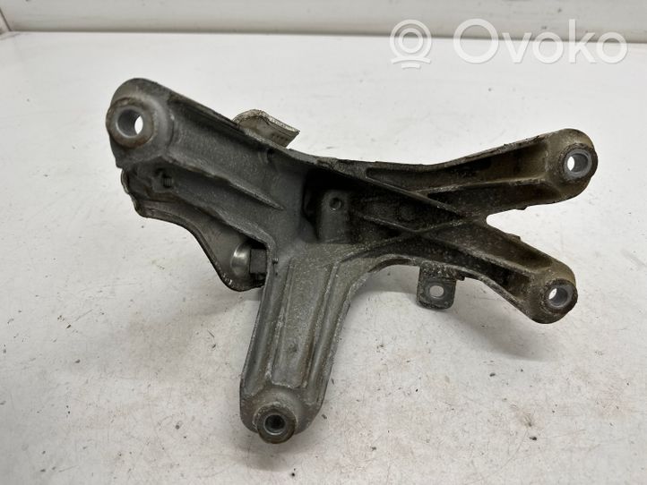 Audi A4 Allroad Engine mounting bracket 