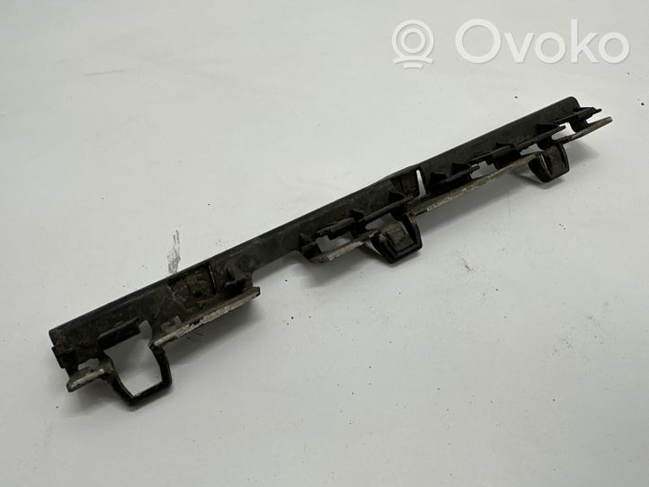 BMW 7 F01 F02 F03 F04 Listello di supporto del sottoporta 7183902