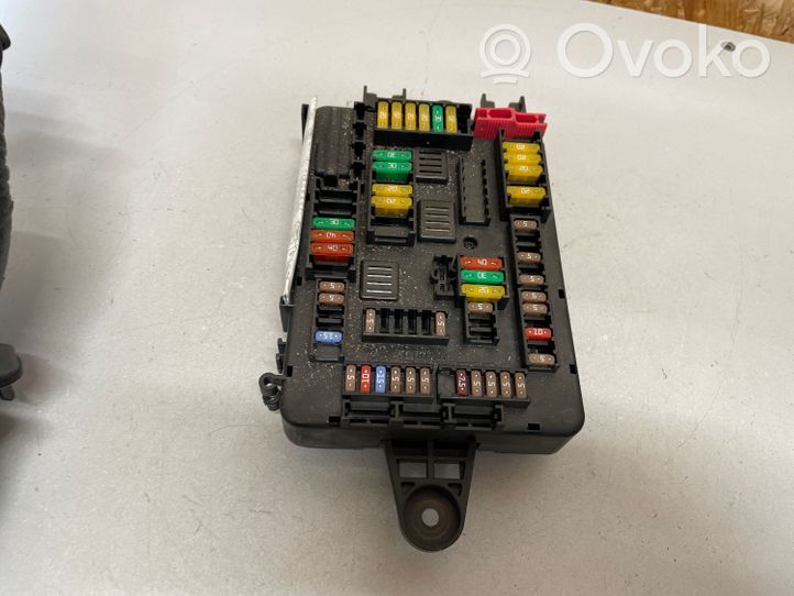 BMW 2 F22 F23 Fuse module 938907001