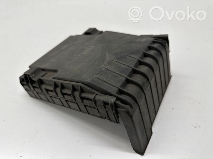 Audi A3 S3 A3 Sportback 8P Fuse box cover 1K0937132F