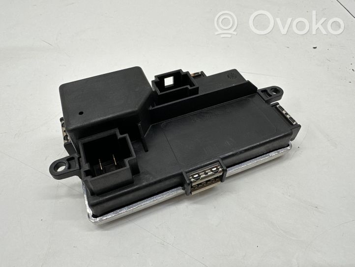 BMW 5 F10 F11 Heater blower fan relay 9226780