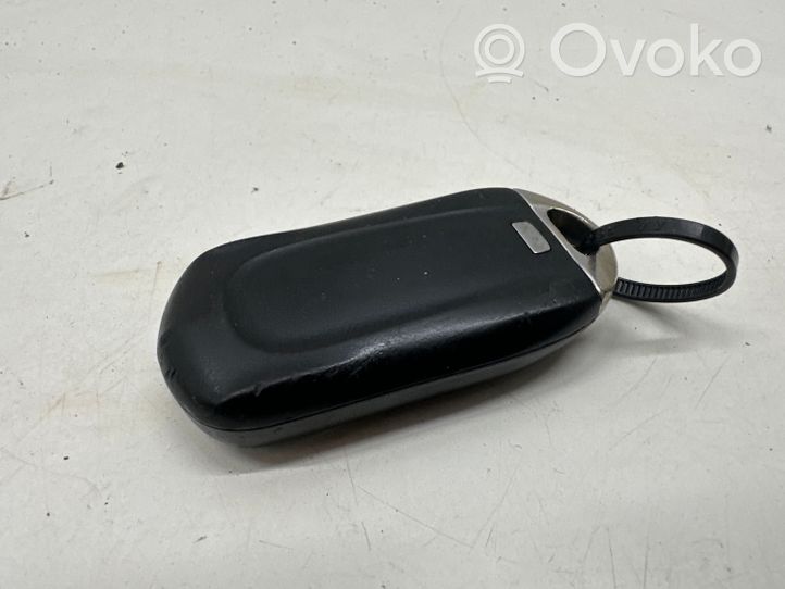 Opel Astra K Tarjeta/llave de arranque 13508407