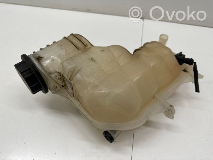 Land Rover Discovery 5 Vase d'expansion / réservoir de liquide de refroidissement YC158B099AA