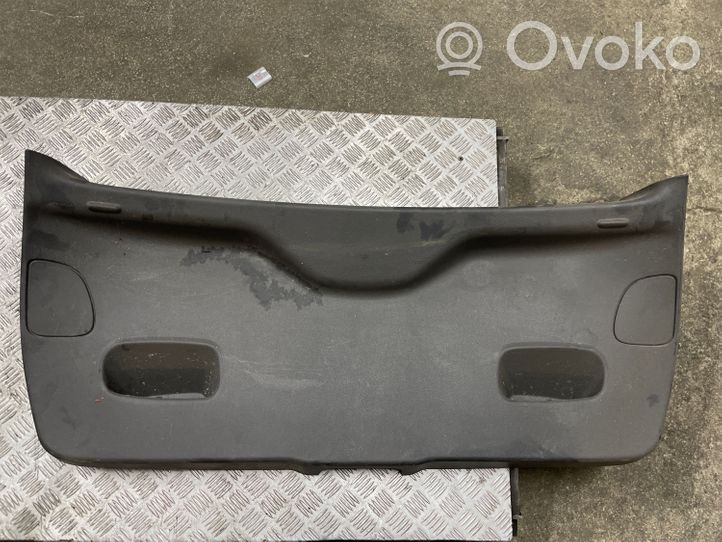 Opel Meriva B Juego de molduras protectoras de la puerta/portón del maletero 13265628