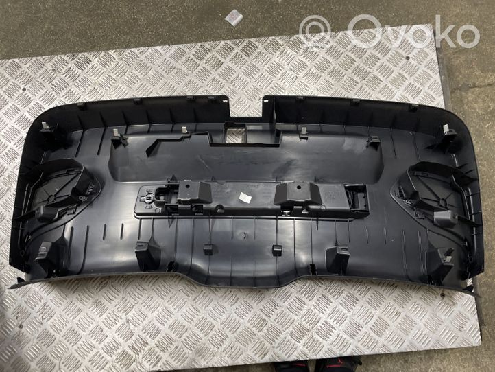 Audi Q3 8U Bagāžnieka pārsega dekoratīvā apdare (komplekts) 8U0867979