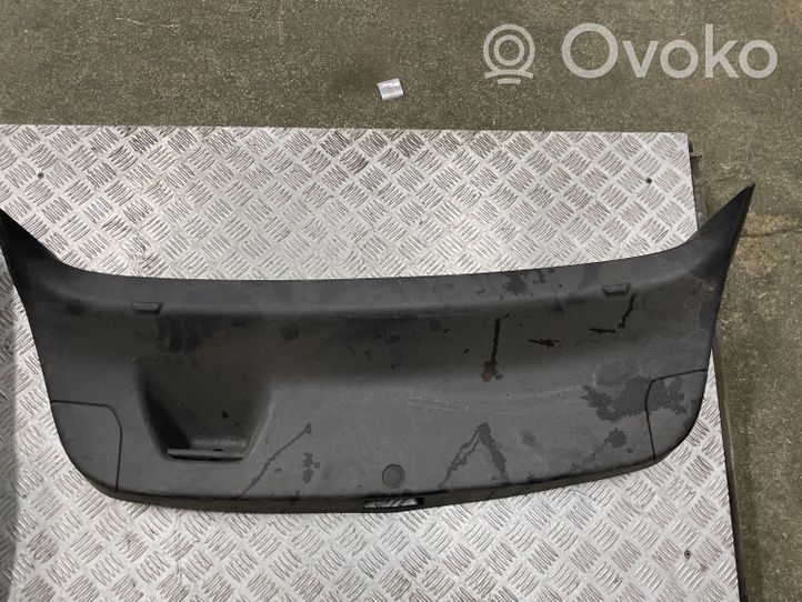 Opel Astra J Apdaila bagažinės dangčio (komplektas) 13261680