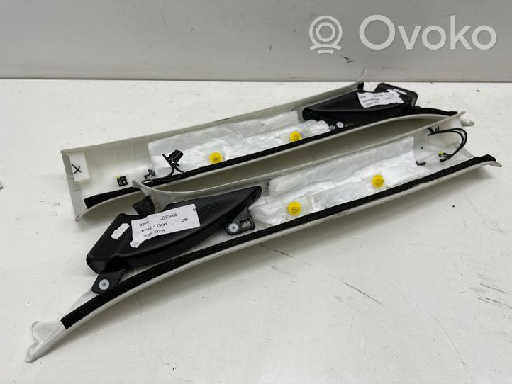 Ford Focus Rivestimento montante (A) 