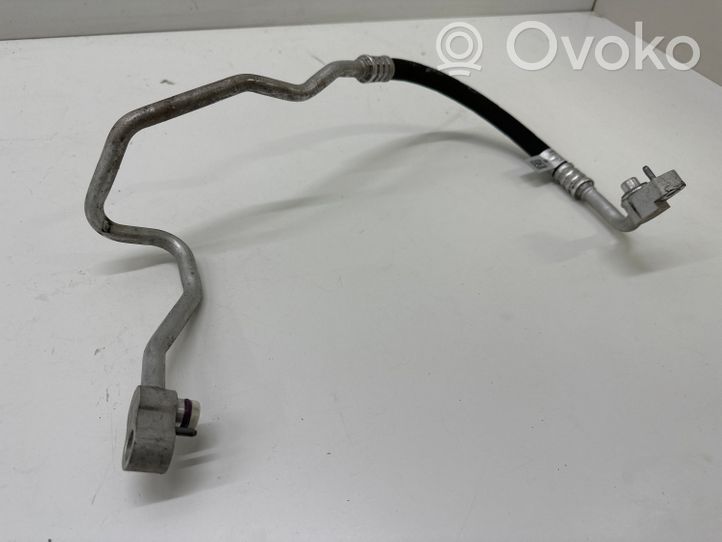 BMW 2 F46 Tubo flessibile aria condizionata (A/C) 9869634