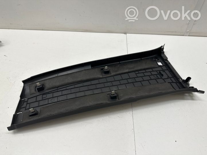 Volkswagen Golf Sportsvan Rivestimento montante (B) (fondo) 510867292G