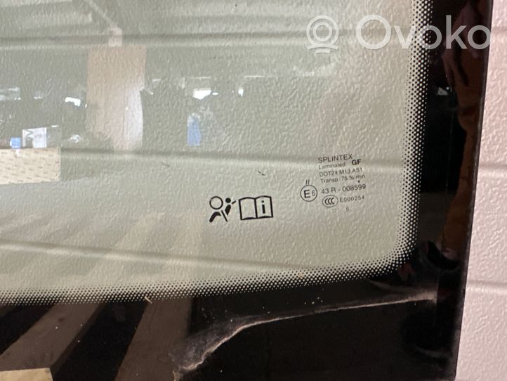 Opel Zafira C Front windscreen/windshield window 