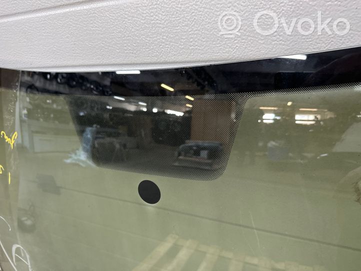 Volkswagen Polo V 6R Front windscreen/windshield window 